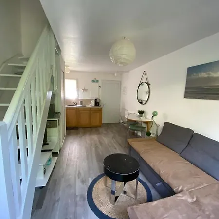 度假居 2 Personnes Proche De La